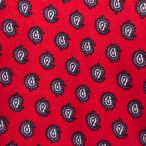 NWT Liz Claiborne Women's Red SZ L Blouse Top - Picture 7 of 13